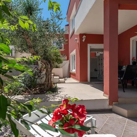 Apartament Nostra