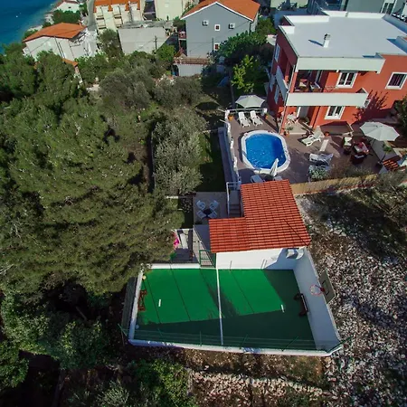 Nostra * تروغير