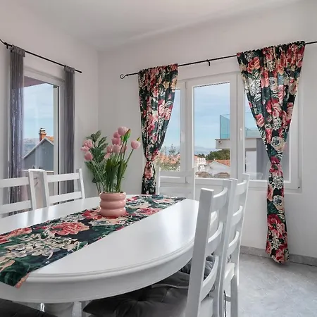 Nostra Apartment *